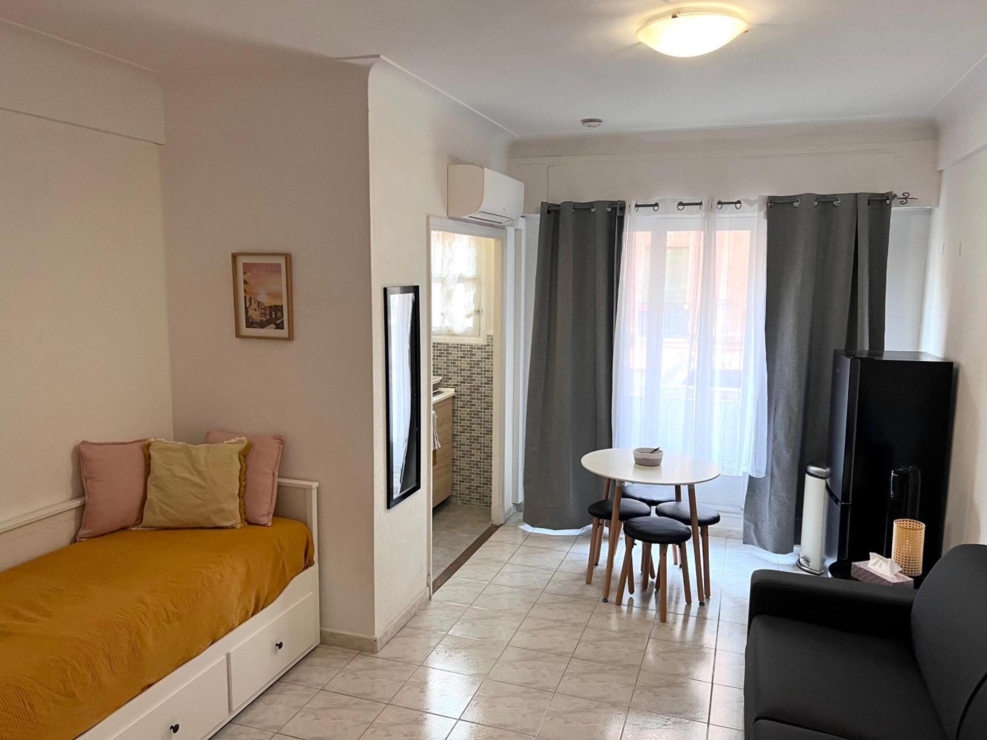Fully Equipped Apt For 3, Near Negresco Ницца Экстерьер фото